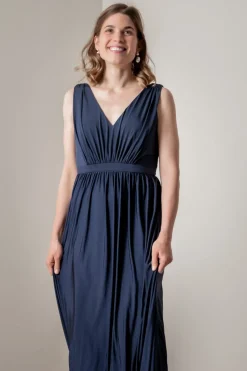 Blaues Brautjungfernkleid mit Rückenausschnitt |><noscript><img width=