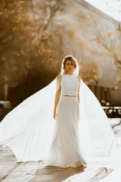 Braut Cape mit langer Schleppe – Oriana>noni New