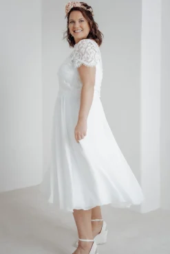Braut Chiffonrock in Ivory – Emmi Curvy><noscript><img width=