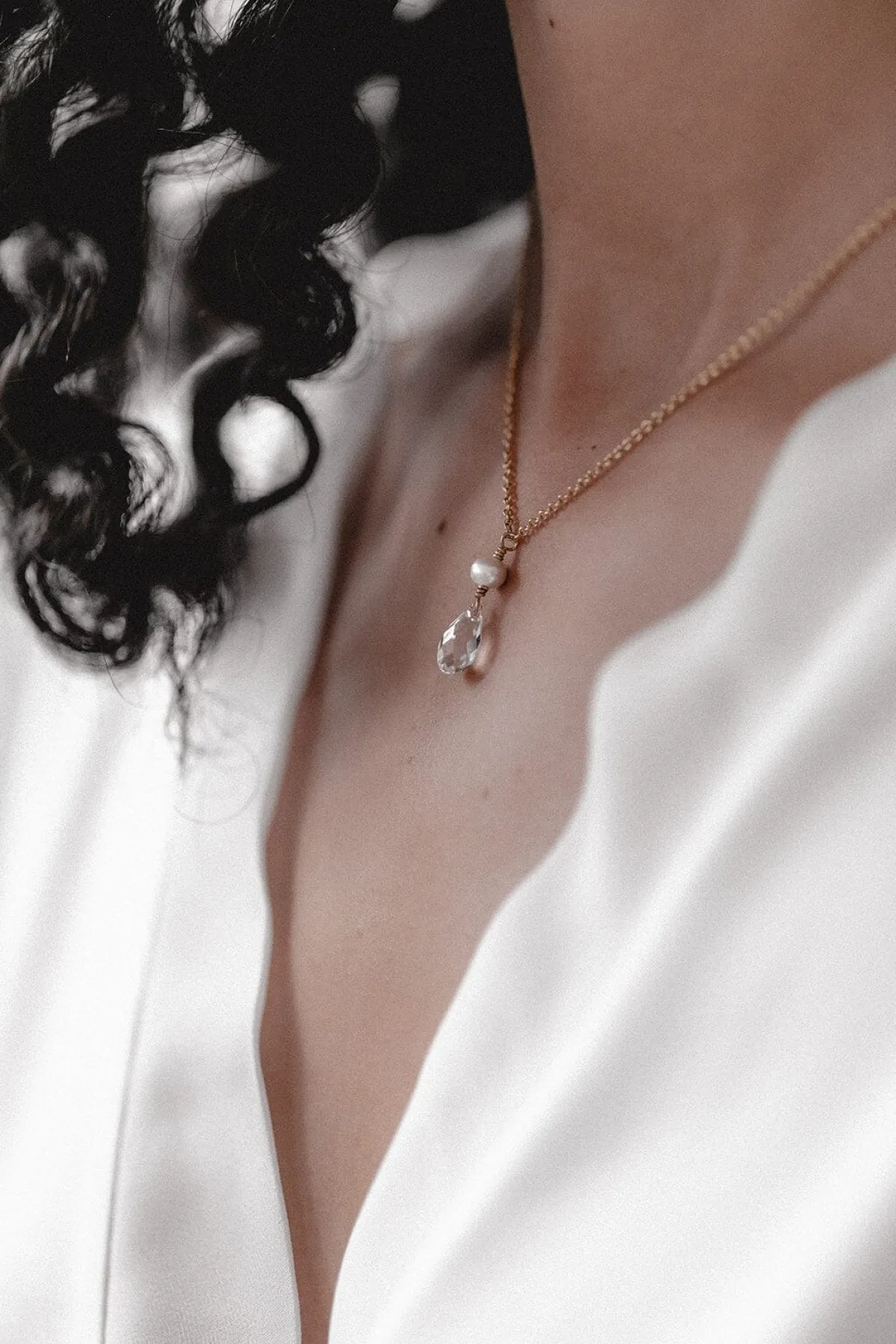 Braut Halskette mit Kristall-Tropfen und Süßwasserperle – Cupid>Juvelan Best