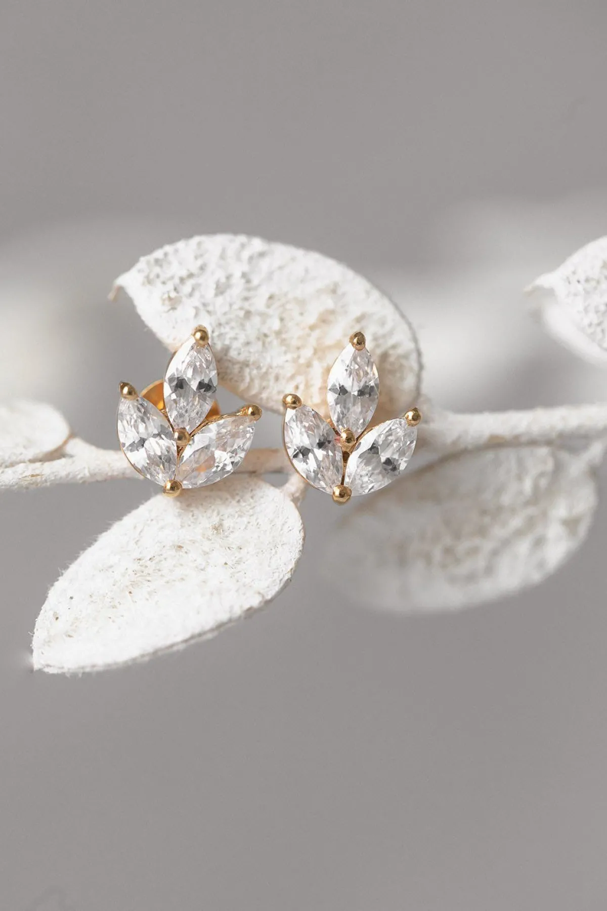 Braut Ohrringe aus edlen Zirkonia Kristallen - Simply Wonderful>Juvelan