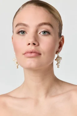 Braut Ohrstecker mit Perlenanhänger>Poirier Hot