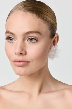 Braut Ohrstecker mit Tüllblüten><noscript><img width=