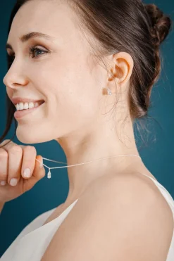 Braut Ohrstecker mit Zirkonia Kristallen - Dazzling Beauty><noscript><img width=