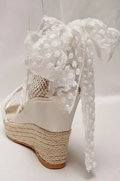 Braut Sandaletten, Wedges mit Bändern und Pünktchenmuster - Megan><noscript><img width=