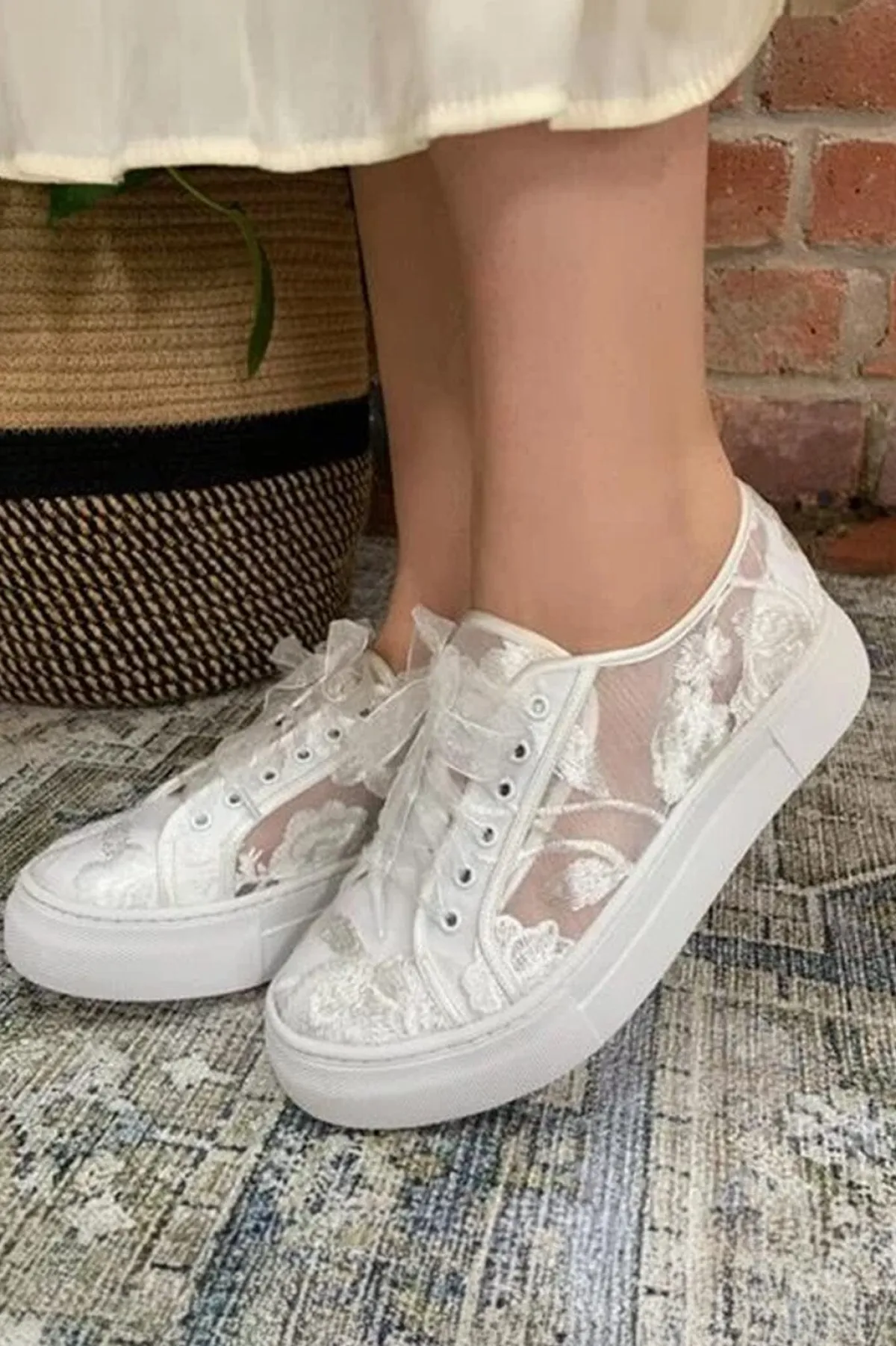 Braut Sneaker mit Blütenmuster – Codie Ivory | The>Perfect Bridal Company Discount