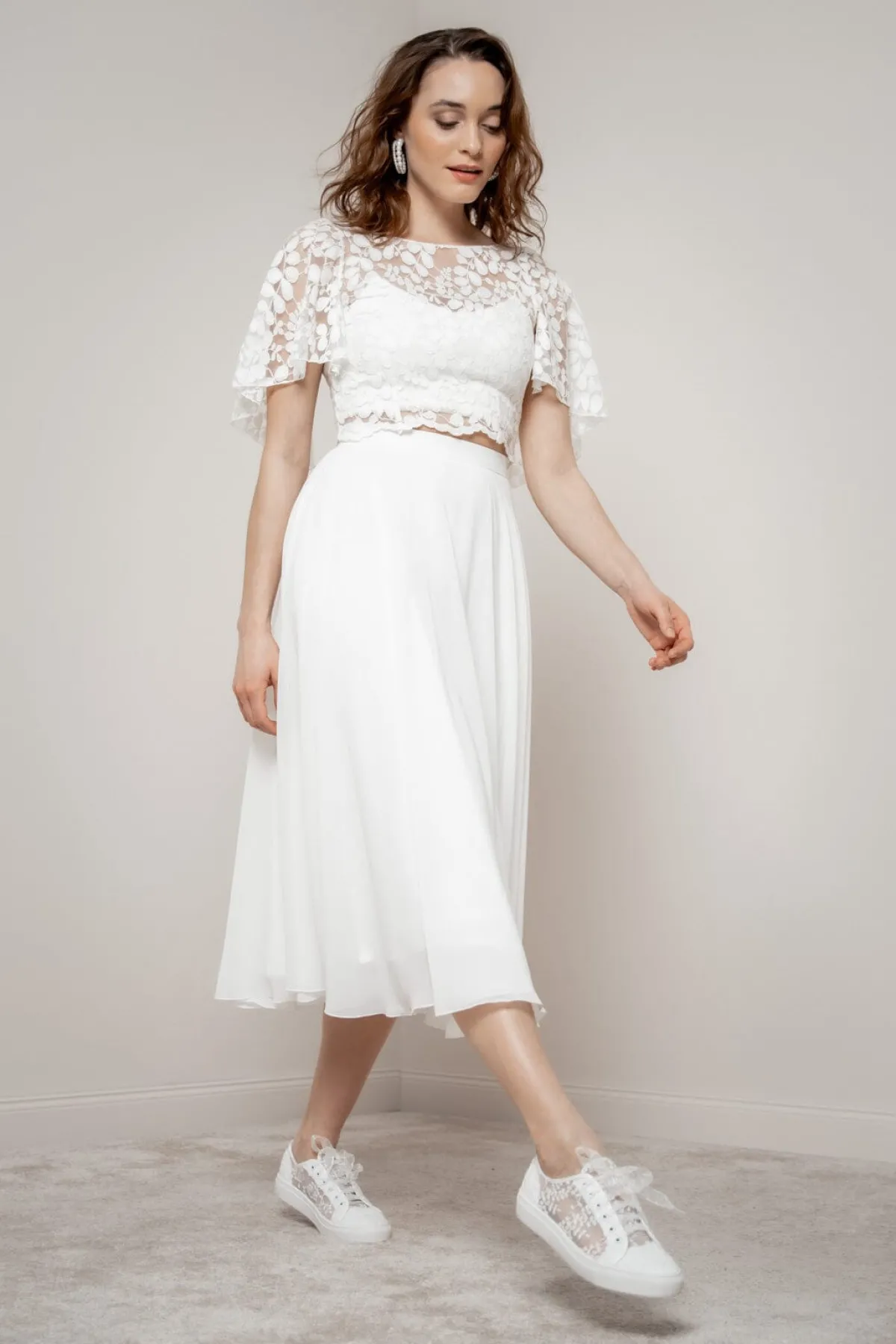 Braut Sneakers mit Spitze – Oakley | The>Perfect Bridal Company Online