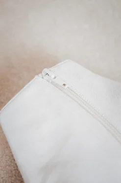 Braut Stiefelette aus Leder – Anissa Off-White><noscript><img width=