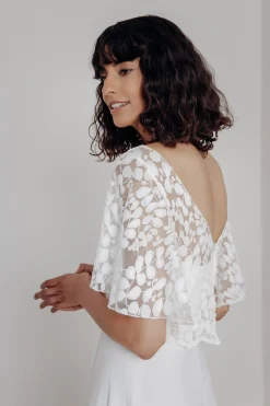 Braut Top aus Botanikspitze mit weiten Flügelärmeln – Lucy><noscript><img width=