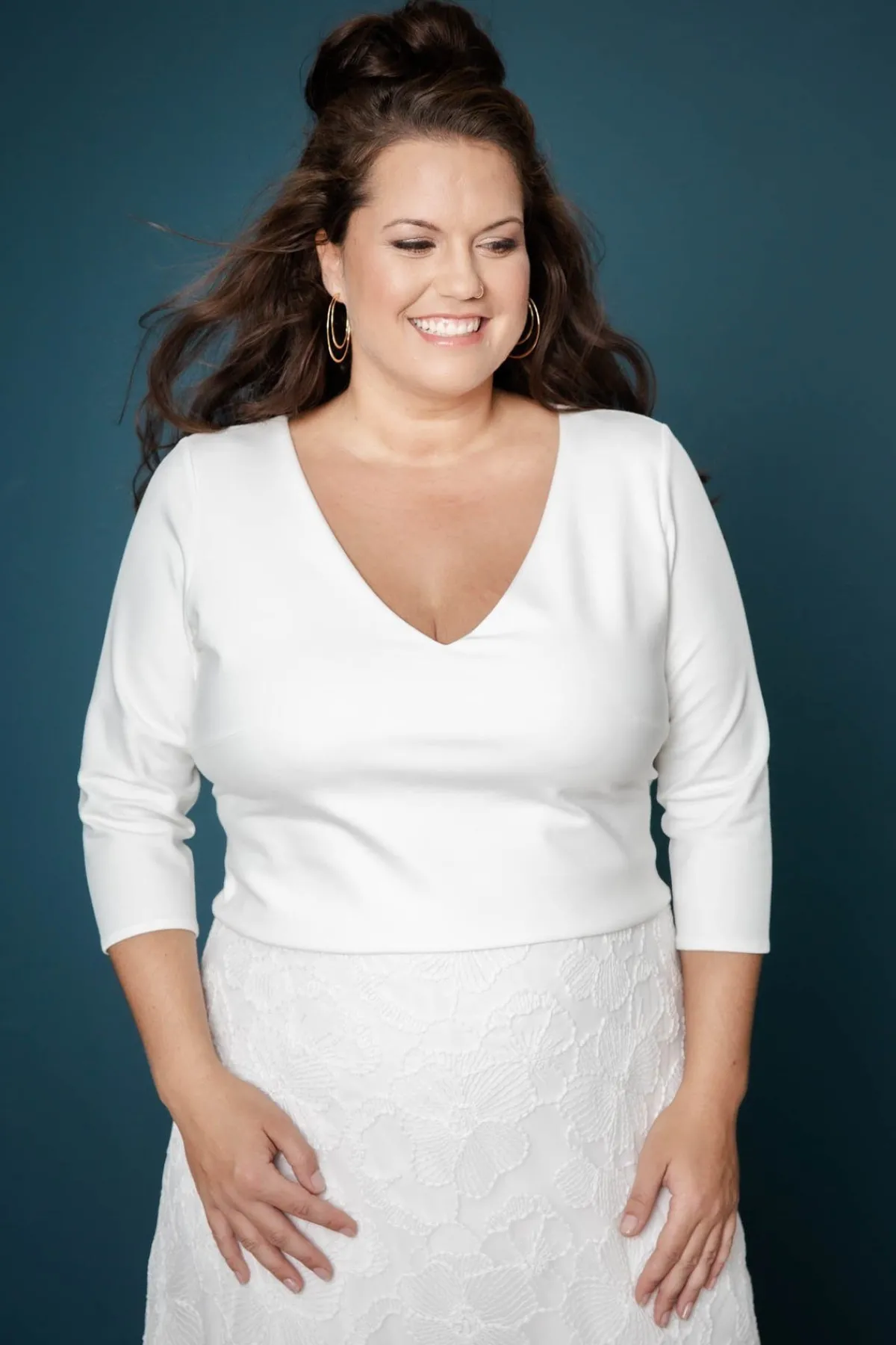 Braut Top mit V-Ausschnitt und Dreiviertelärmeln – Sheyla Curvy>noni