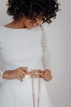 Brautgürtel Roségold, aus feinem Leder – Marielle><noscript><img width=