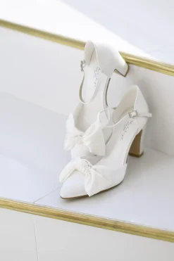Brautschuh mit Schleifenverzierung – Olivia | G.Westerleigh><noscript><img width=