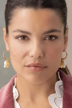 Creolen mit Barockperlen –>Victoire Studio Paris Clearance