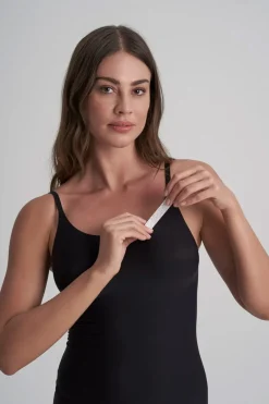 Dress Tape Box –><noscript><img width=