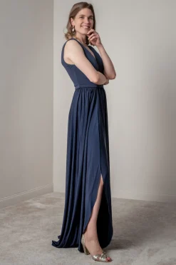 Dunkelblaues Brautjungfernkleid |><noscript><img width=