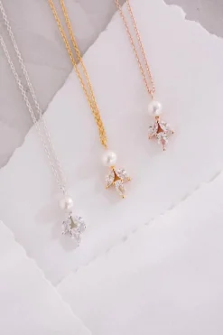 Elegante Braut Halskette mit Kristallen und Perle - Simply Delightful>Juvelan Sale