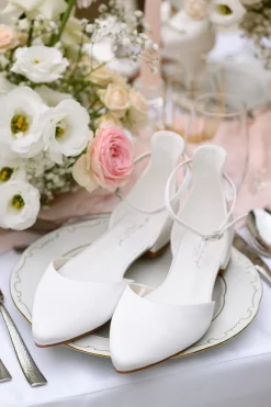 Flache Brautschuhe aus Satin – Ava Ivory Satin | G.Westerleigh><noscript><img width=