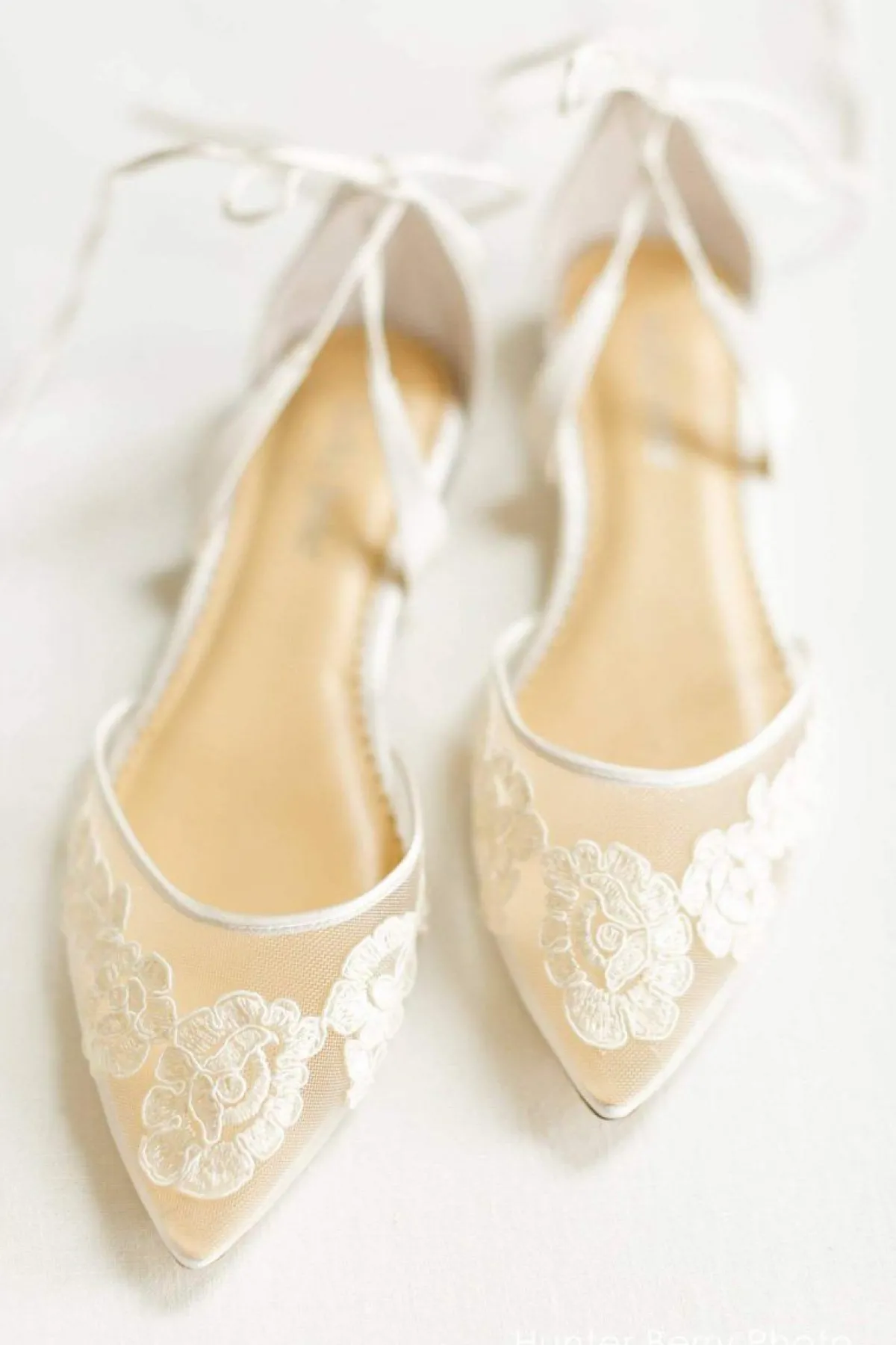 Flache Brautschuhe mit Spitze – Alicia Ivory Shoes>Bella Belle Best