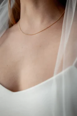 Goldfarbene Braut Halskette im Kugeldesign><noscript><img width=