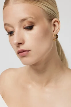 Goldfarbene Ohrstecker in Twist-Optik>Poirier New