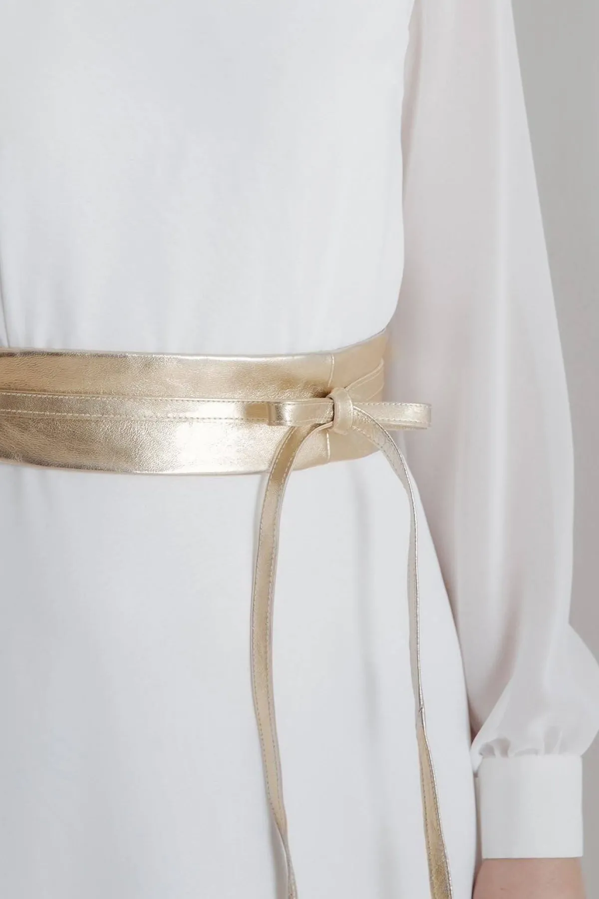 Goldfarbener Brautgürtel aus Leder – Marielle>noni Best