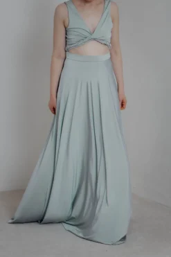 Grünes Brautjungfernkleid – Reverse Gown Sage><noscript><img width=