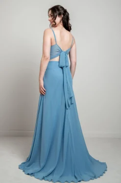 Hellblaues Abendkleid mit Rückendetail | ><noscript><img width=