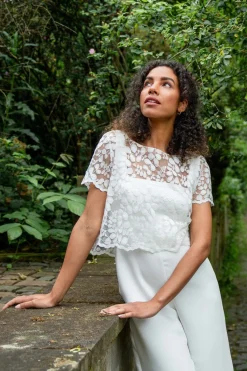 Kurzarm-Braut Top aus Blätterspitze – Aza><noscript><img width=