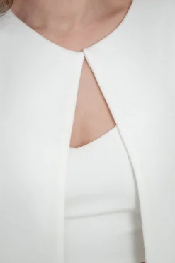 Kurze Braut Jacke aus Strickmix mit Kaschmir><noscript><img width=