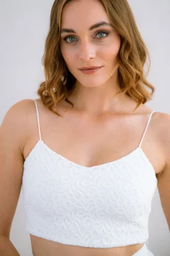 Kurzes Spitzentop – Aveline><noscript><img width=