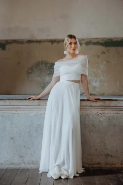 Kurzes Top mit Herzausschnitt – Pina><noscript><img width=