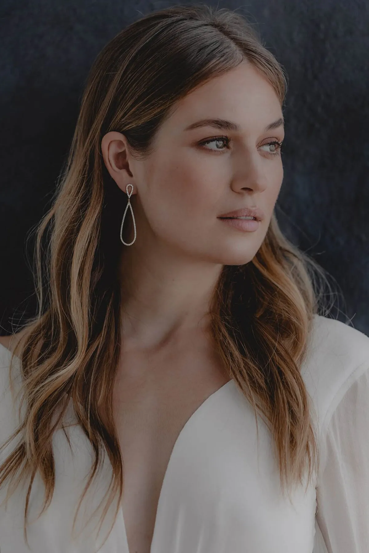 Lange Kristall-Ohrhänger in Tropfenform – Felicity>Juvelan Discount