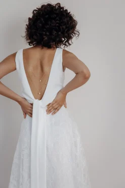 Lange, zweireihige Rückenkette mit Perlen, Brautschmuck><noscript><img width=