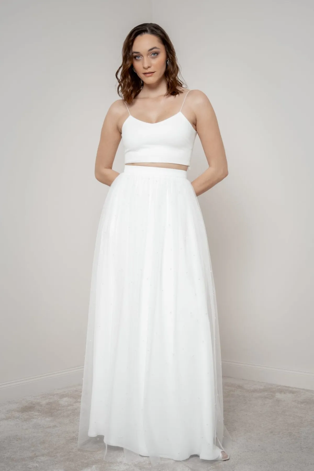 Langer Tüll-Braut Rock mit Perlen – Sira>noni New