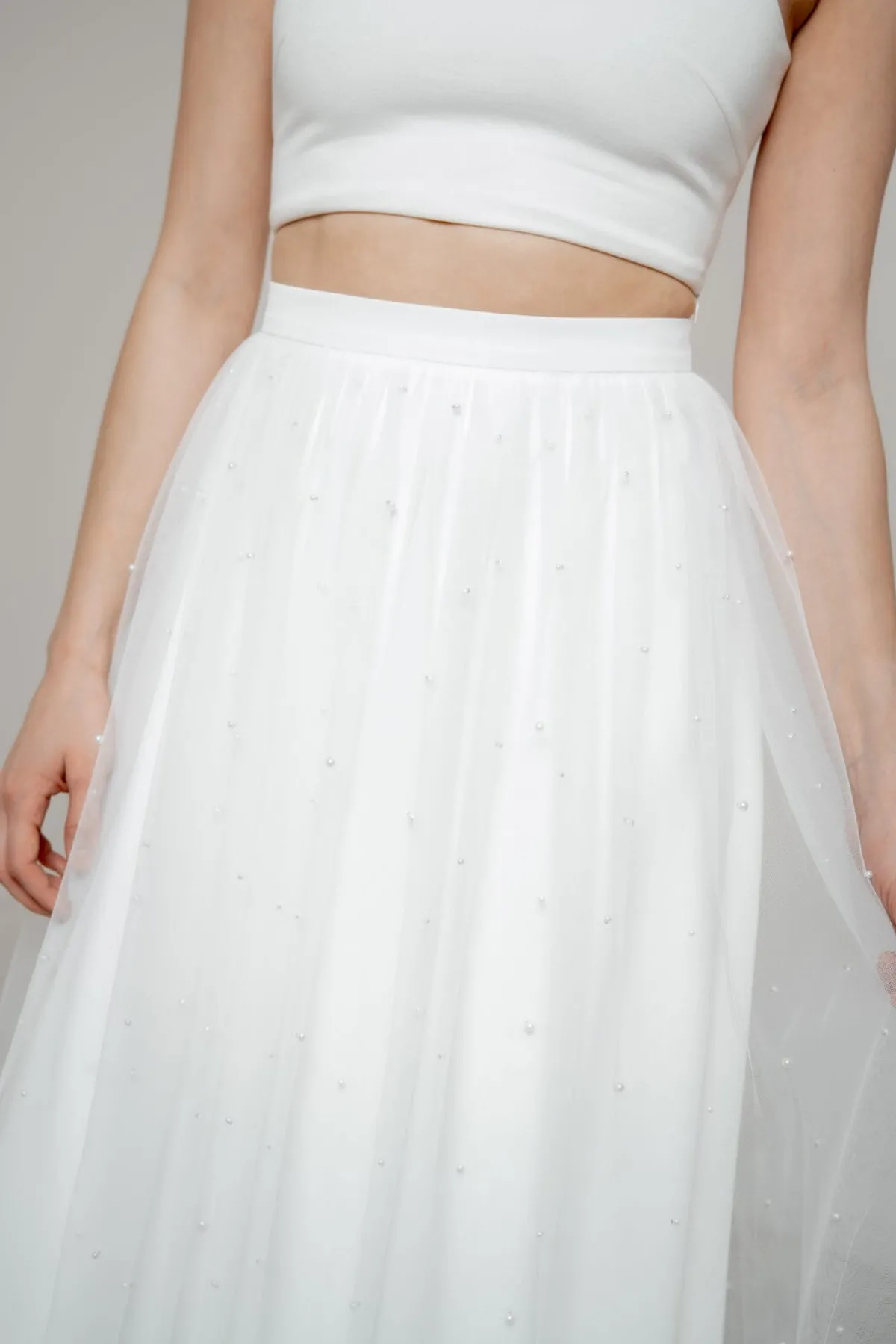 Langer Tüll-Braut Rock mit Perlen – Sira>noni New