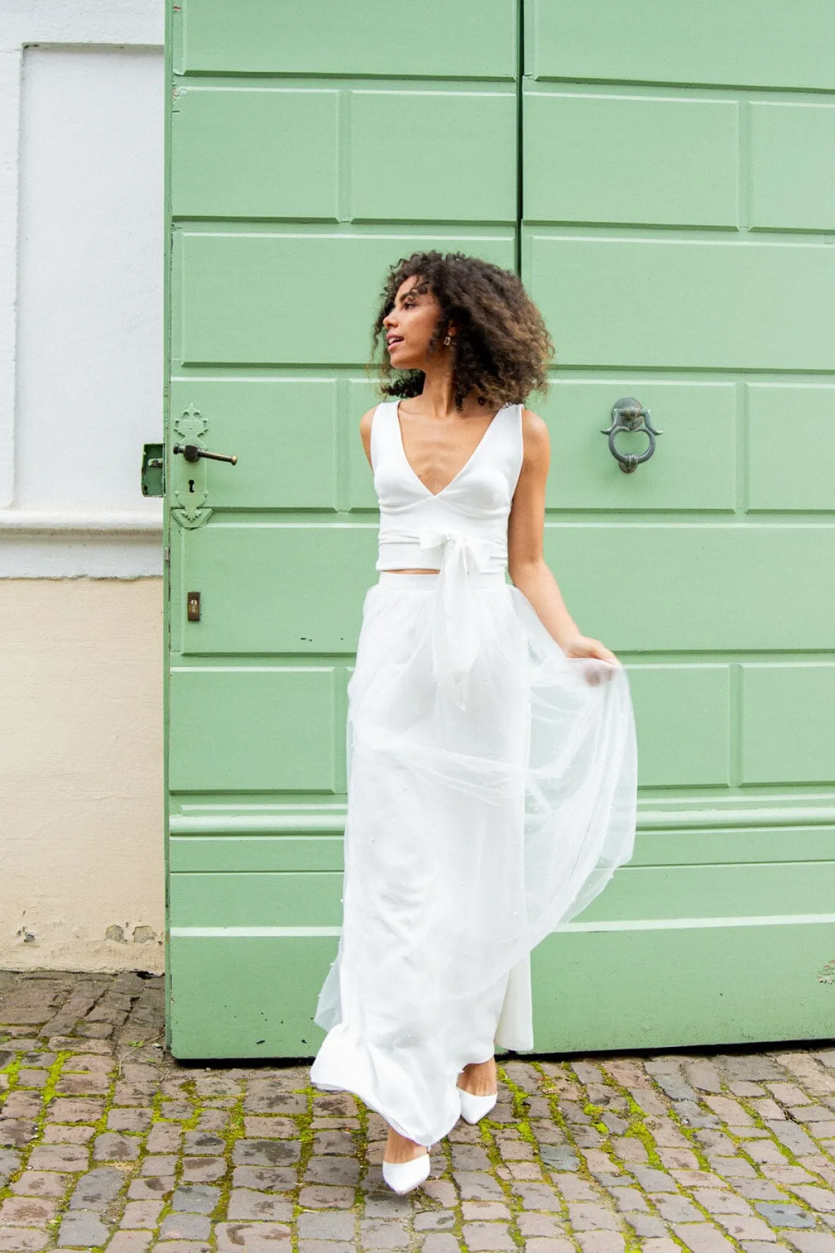 Langer Tüll-Braut Rock mit Perlen – Sira>noni New