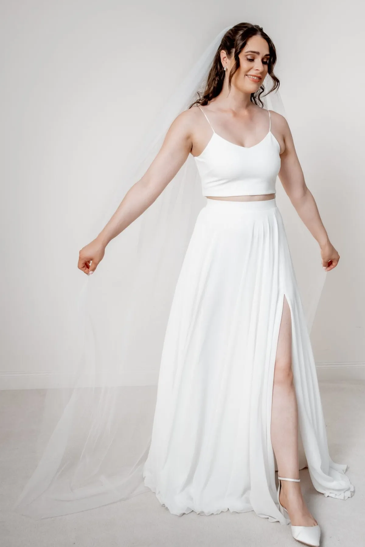 Langer, verzierter Schleier | The>Perfect Bridal Company Hot
