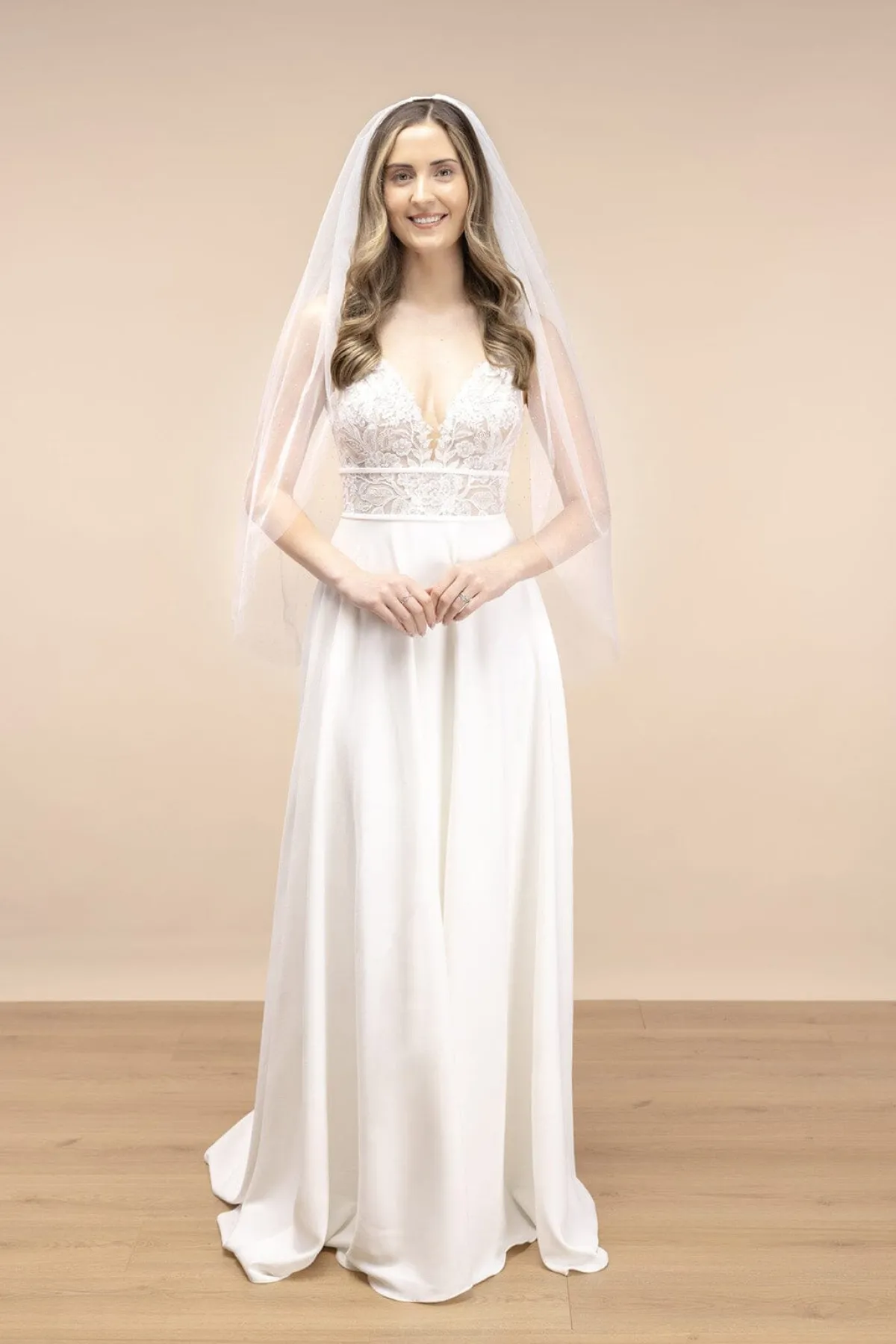 Langer, verzierter Schleier | The>Perfect Bridal Company Hot