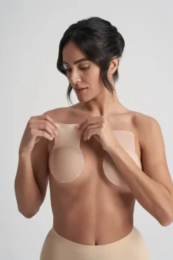 Matte Pull-up Klebepads aus Silikon –>Bye Bra Clearance