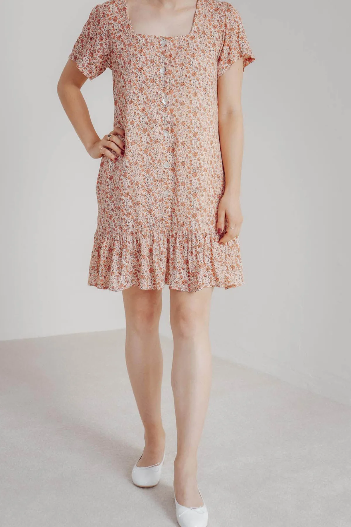 Mini-Kleid mit Blumenprint>ME-TISSE Clearance