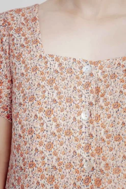 Mini-Kleid mit Blumenprint><noscript><img width=