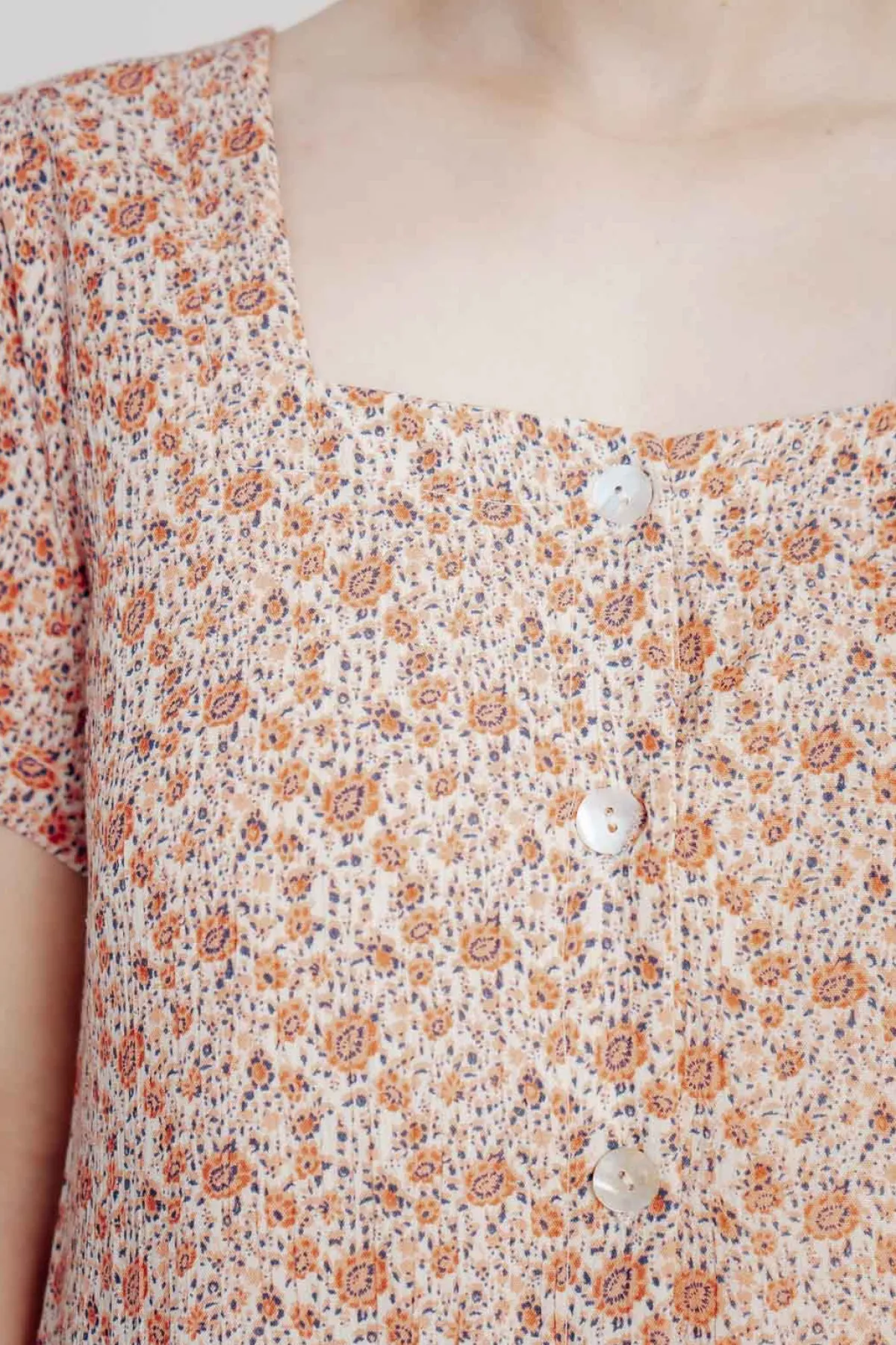 Mini-Kleid mit Blumenprint>ME-TISSE Clearance