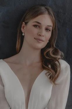 Ohrstecker mit ovalen Perlen – Penelope><noscript><img width=