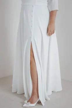 Plus Size Braut Rock mit Schlitz und Zierknöpfen – Eira Curvy><noscript><img width=