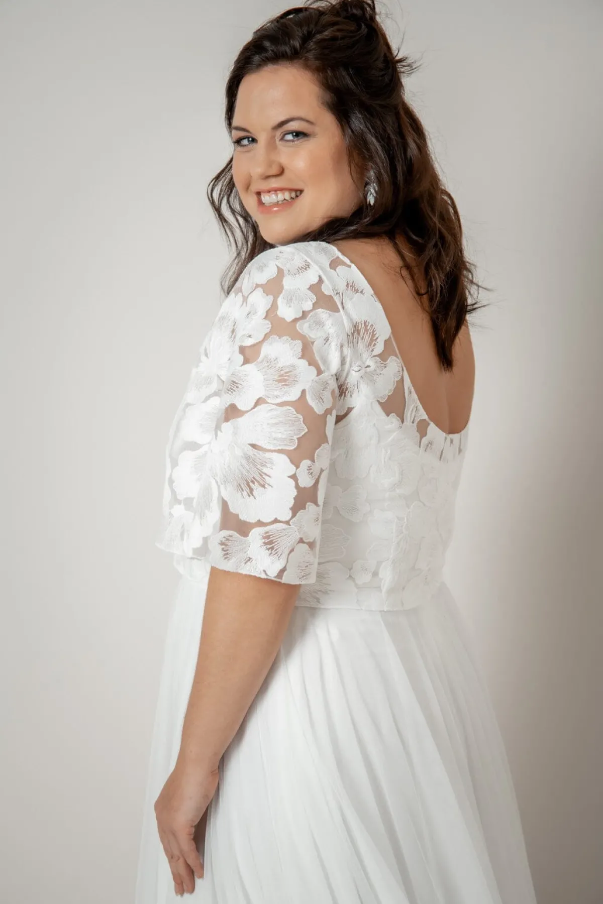 Plus Size Braut Top aus Blütenspitze – Philina Curvy>noni Hot