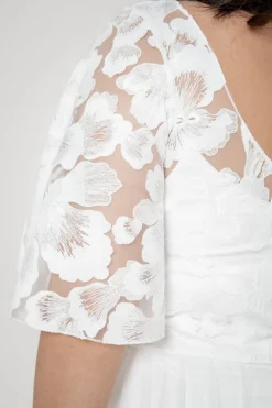 Plus Size Braut Top aus Blütenspitze – Philina Curvy><noscript><img width=