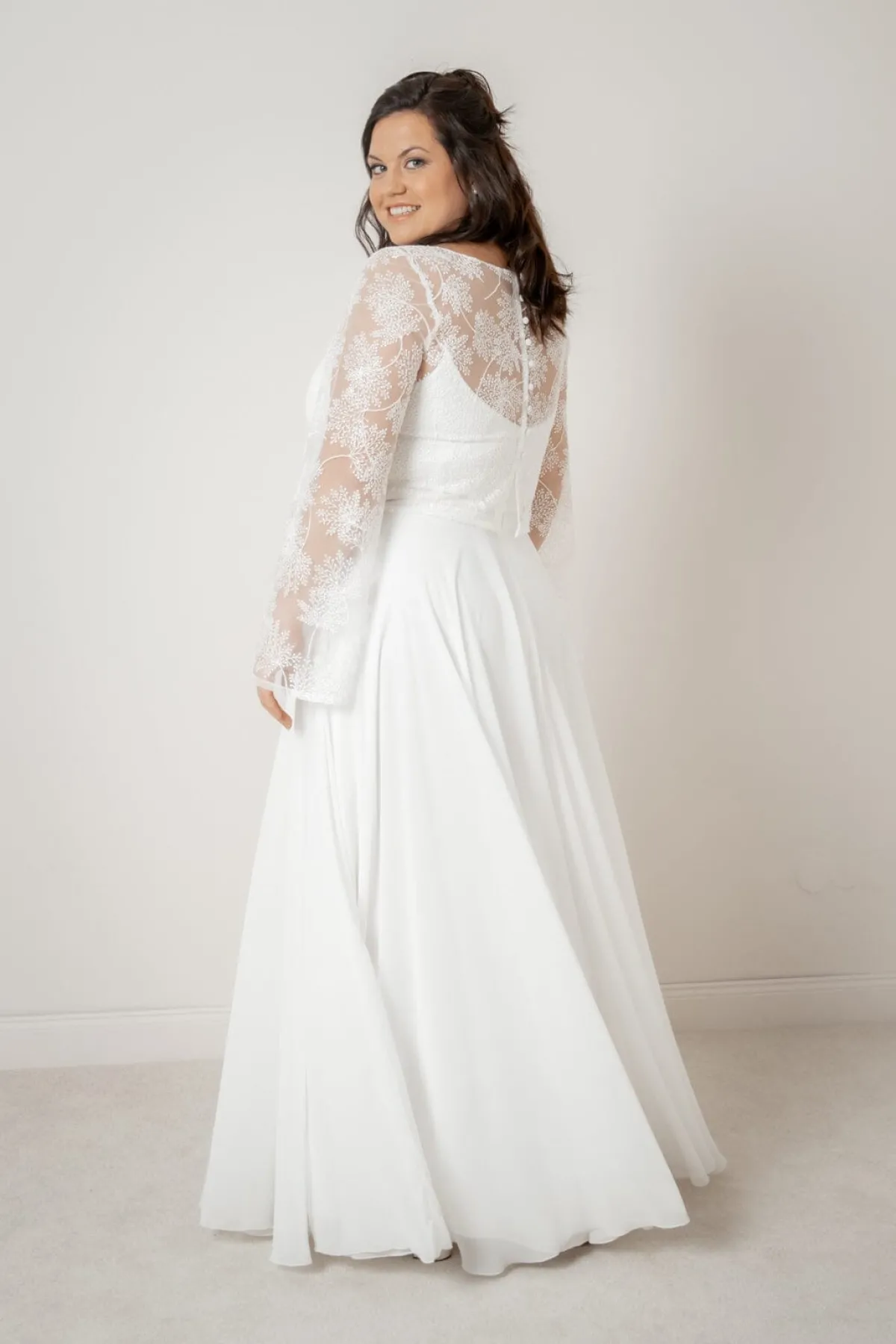 Plus Size Braut Top mit Trompetenärmeln – Safi Curvy>noni Discount