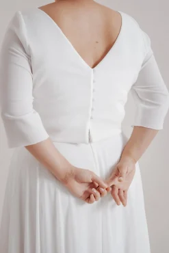 Plus Size Top mit V-Ausschnitten – Ona Curvy by you><noscript><img width=