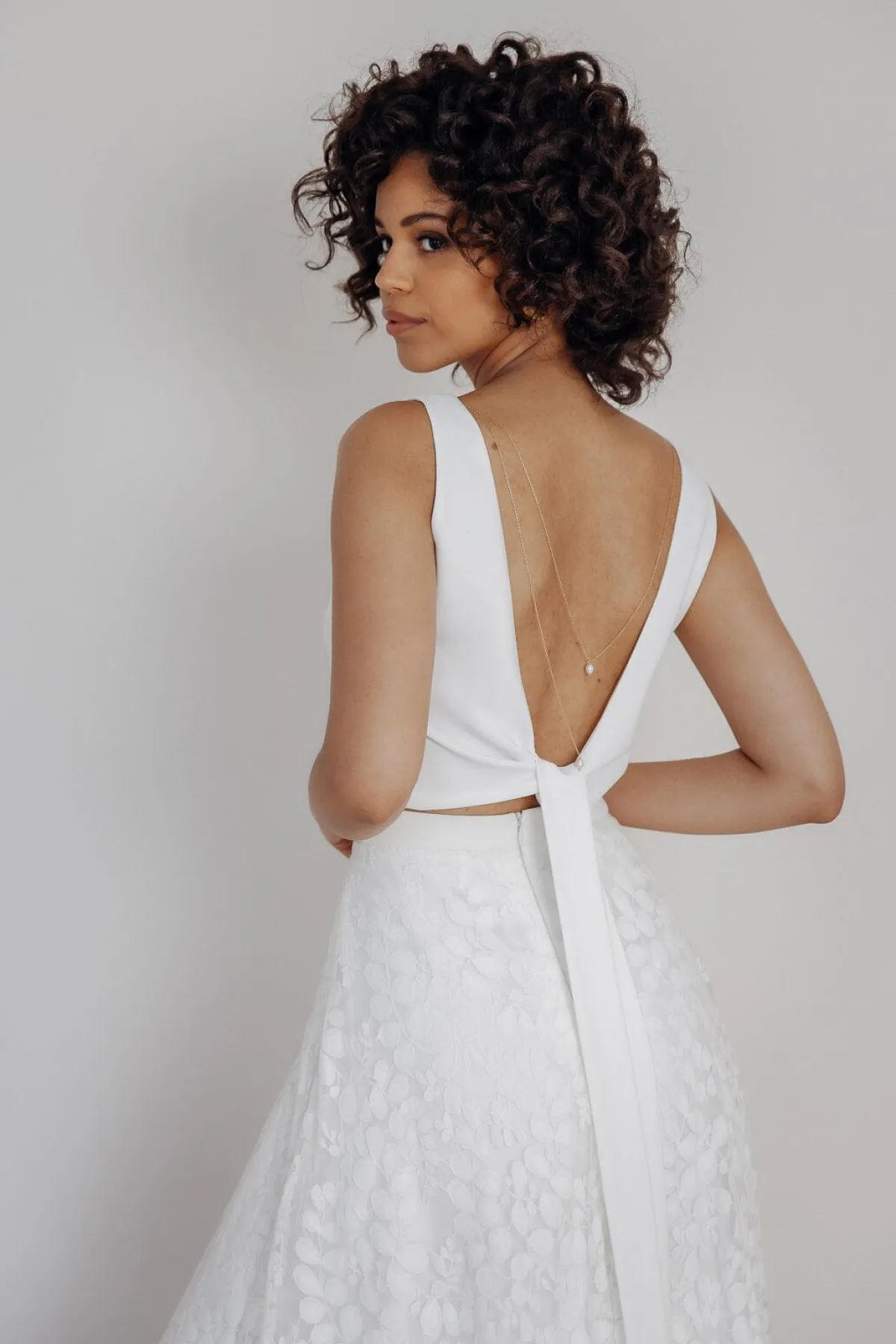 Rückenfreies Braut Top – Liza Ivory Eco>noni Hot