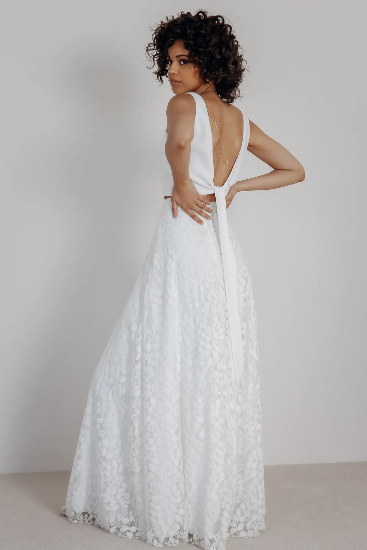 Rückenfreies Braut Top – Liza Ivory Eco>noni Hot